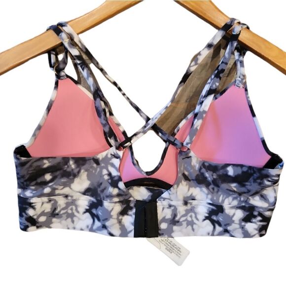 NWOT BUNDLE Victoria's Secret PINK Bonded Scoop Push-Up Bra XS - Picture 6 of 15